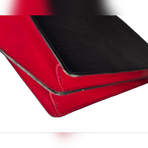 LOUIS VUITTON Epi Bicolor Varenne Hand Bag Black/Red - With COA - Picture 7 of 16